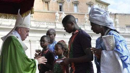 Migrants : le Pape dénonce