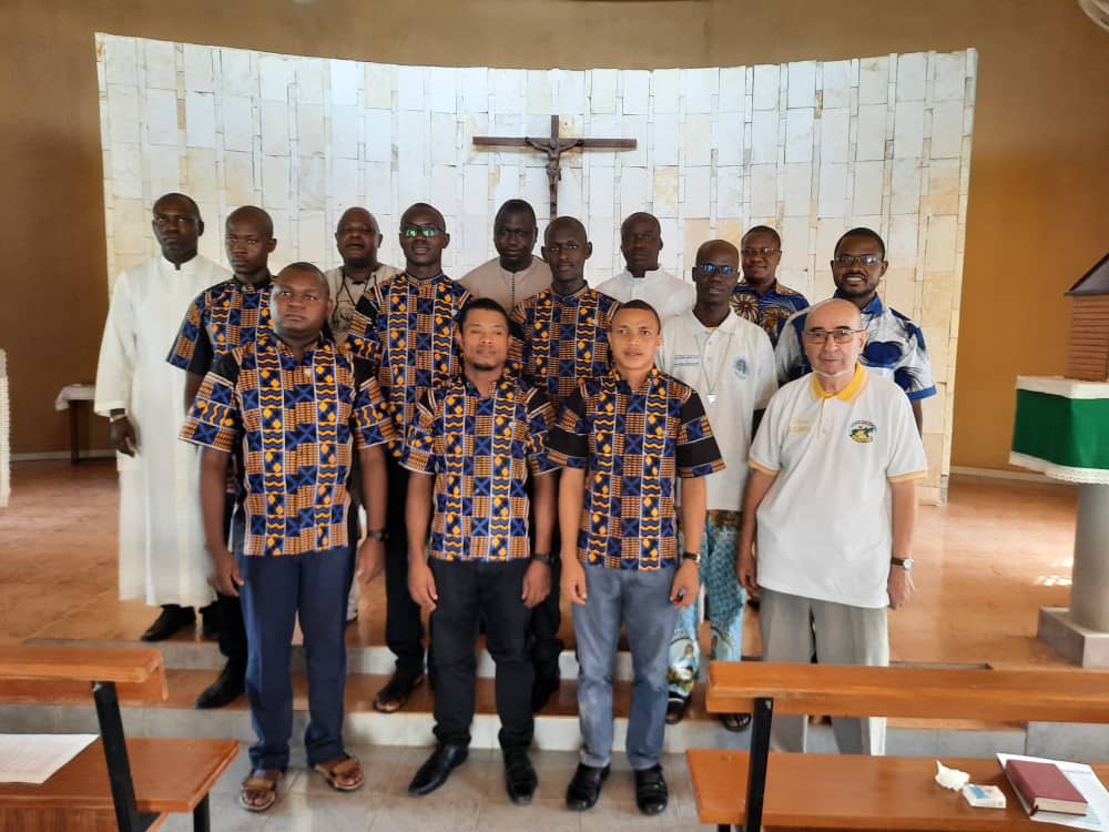 Six (6) Postulants ont fait leur entrée officielle au Noviciat des Frères de Saint Gabriel de THIÈS…